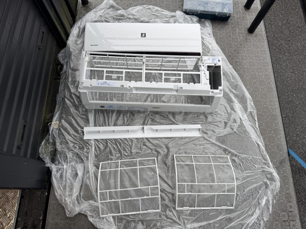 エアコンの分解洗浄を行った後の様子